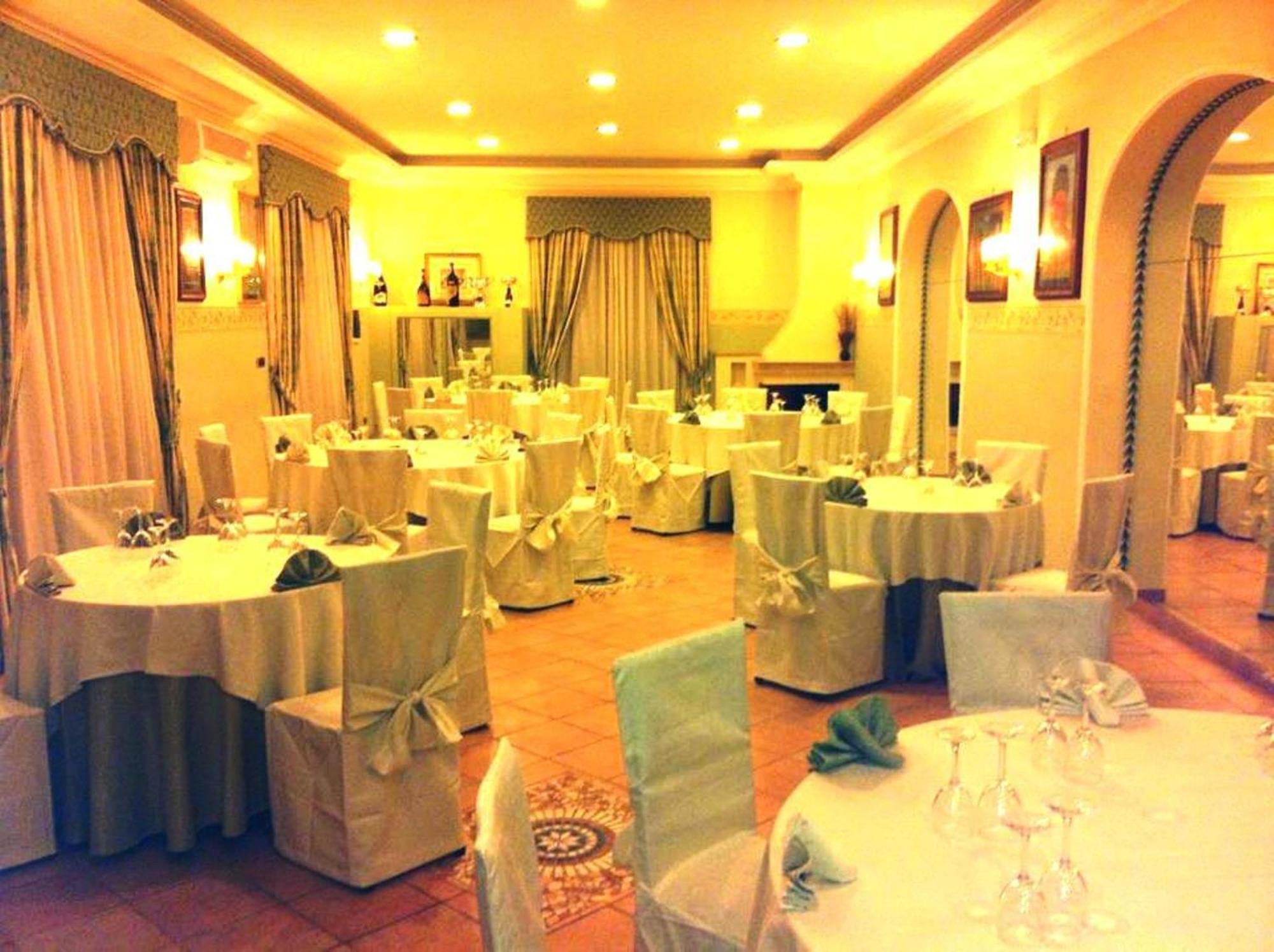 Hotel Parco Dei Principi Anzio Buitenkant foto