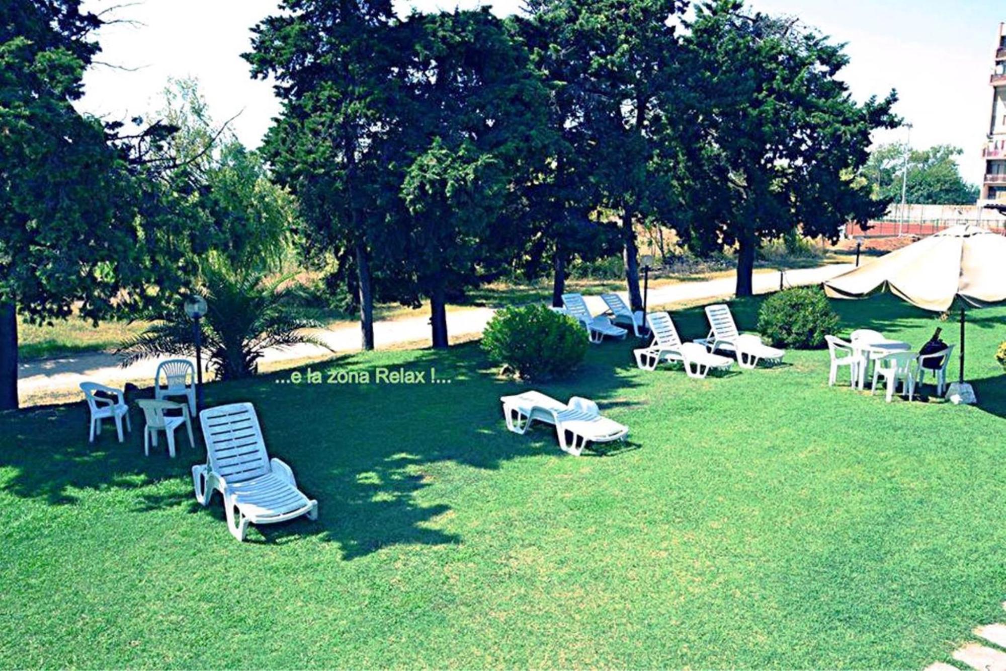 Hotel Parco Dei Principi Anzio Buitenkant foto